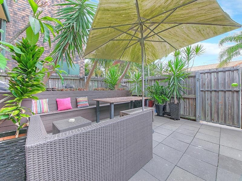 2/25 Bayliss Street, Toowong QLD 4066