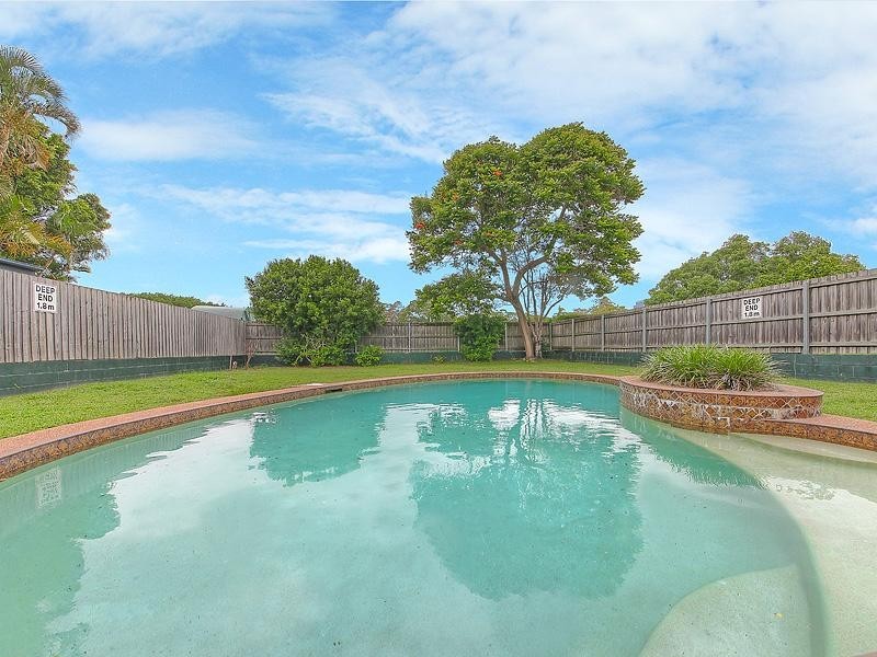 2/25 Bayliss Street, Toowong QLD 4066