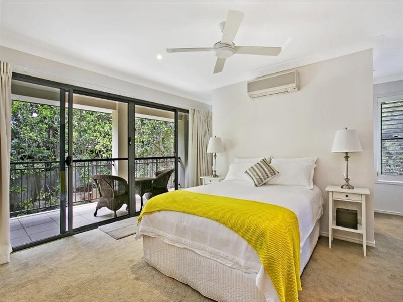 70 Robertson Street, Sherwood QLD 4075