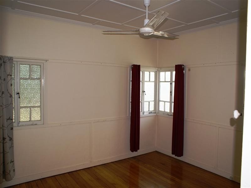 39 Addison Road, Graceville QLD 4075