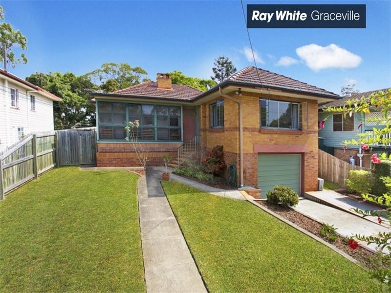 61 Waratah Avenue, Graceville QLD 4075