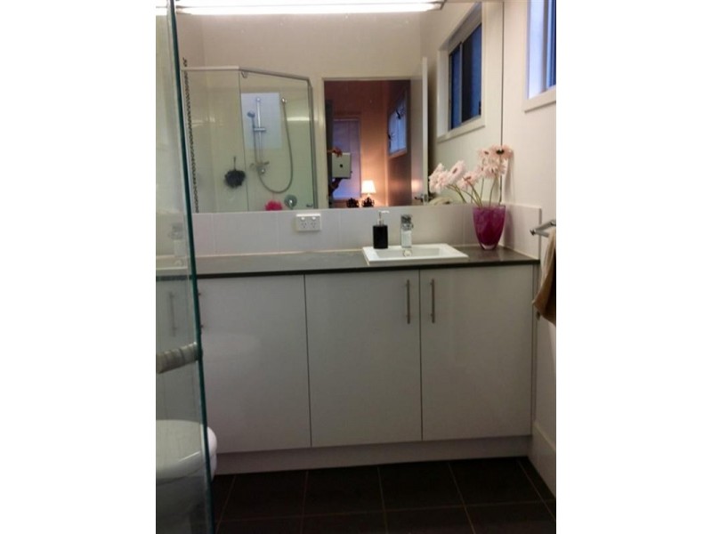 17 Skew Street, Sherwood QLD 4075