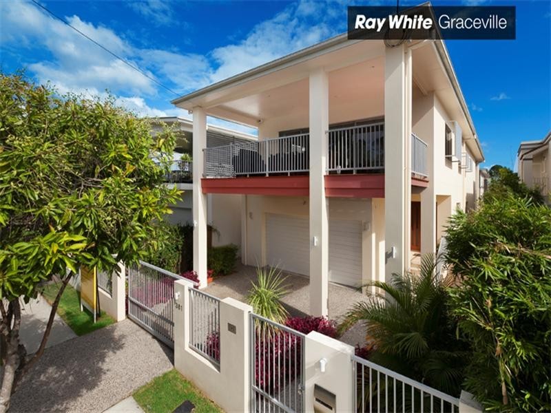 381 Verney Road East, Graceville QLD 4075