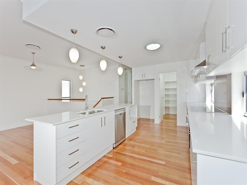 381 Verney Road East, Graceville QLD 4075