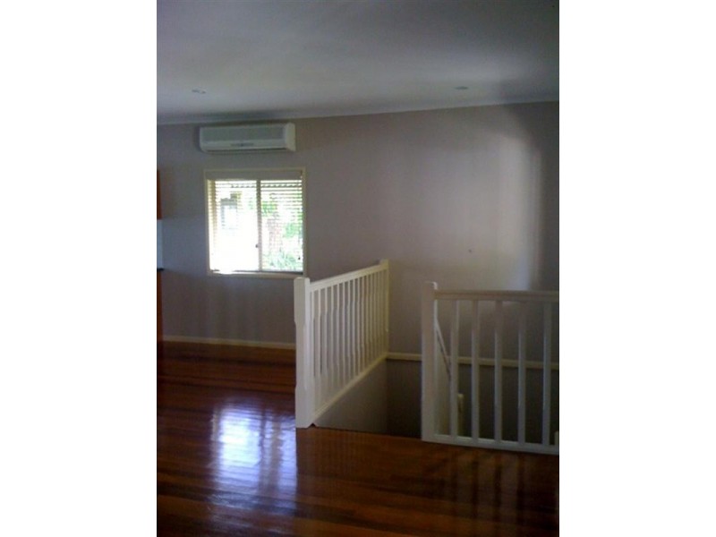 128 Verney Road East, Graceville QLD 4075