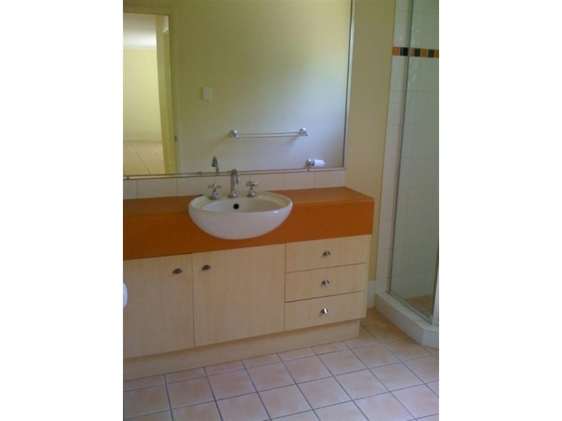 128 Verney Road East, Graceville QLD 4075