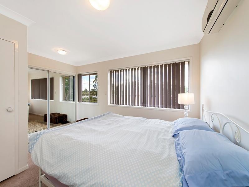 83 Nadine Street, Graceville QLD 4075