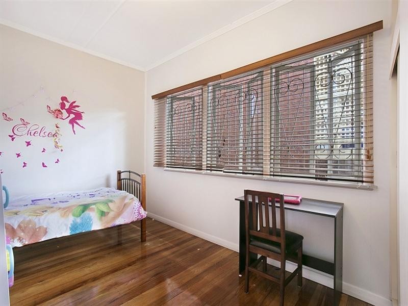 695 Oxley Road, Corinda QLD 4075