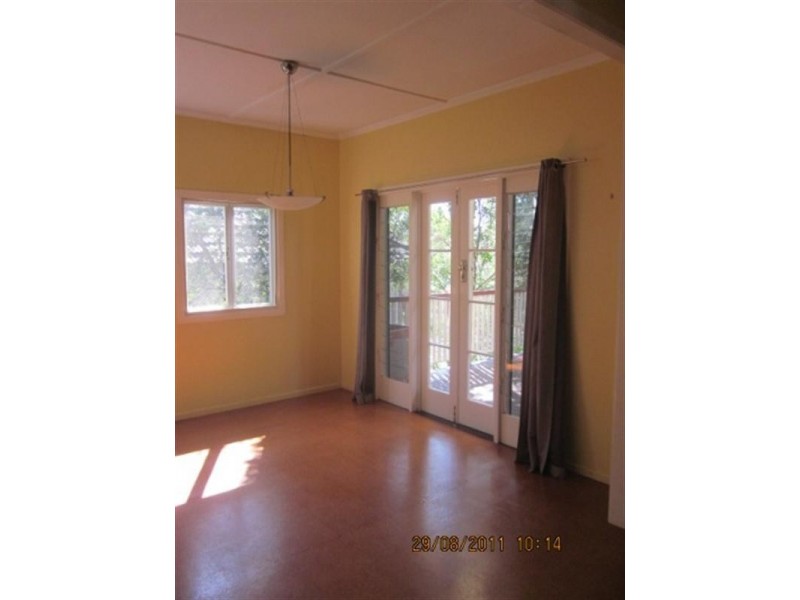 21 Coleman Street, Graceville QLD 4075