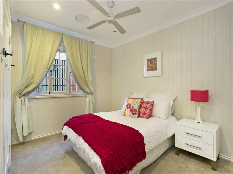 33 Dart Street, Corinda QLD 4075