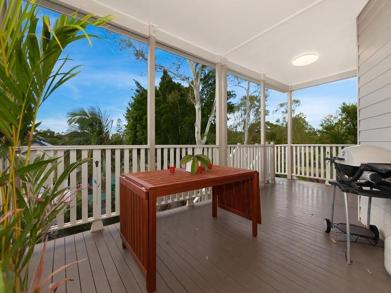 134 Central Avenue, Sherwood QLD 4075