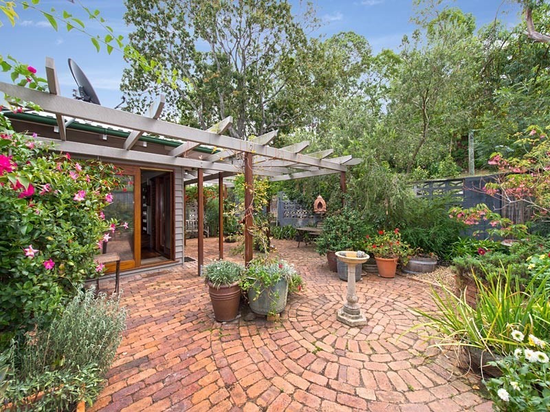 2 Teesdale Street, Corinda QLD 4075