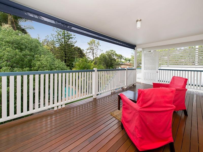 132 Gray Avenue, Corinda QLD 4075