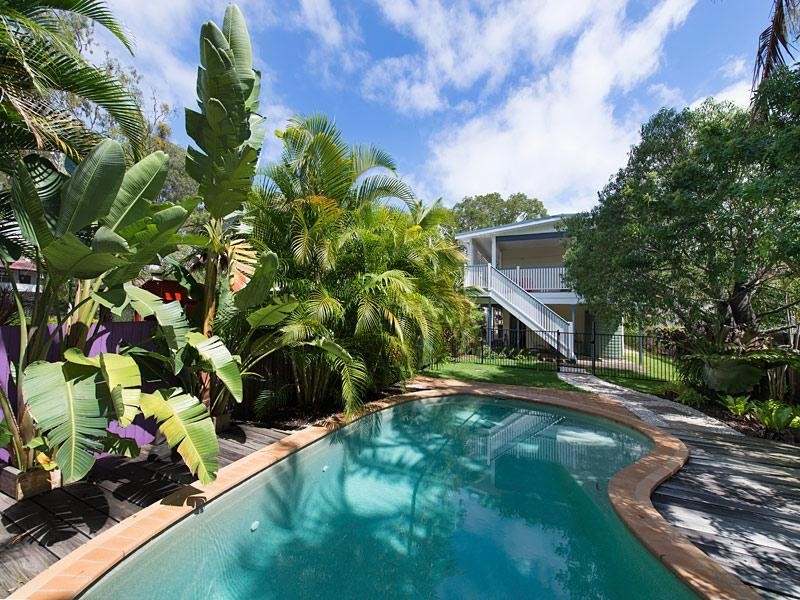 132 Gray Avenue, Corinda QLD 4075