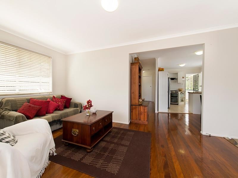 132 Gray Avenue, Corinda QLD 4075