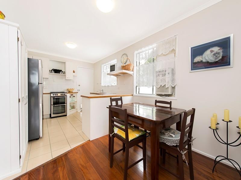 132 Gray Avenue, Corinda QLD 4075