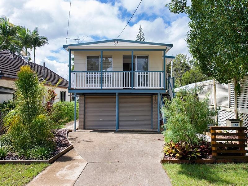 132 Gray Avenue, Corinda QLD 4075