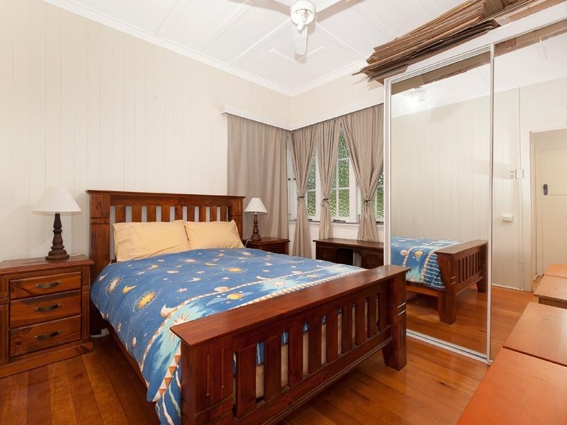 56 Mabel Street, Oxley QLD 4075