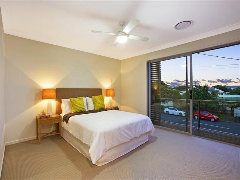 45 Blackwood Street, Sherwood QLD 4075