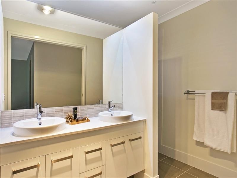 45 Blackwood Street, Sherwood QLD 4075