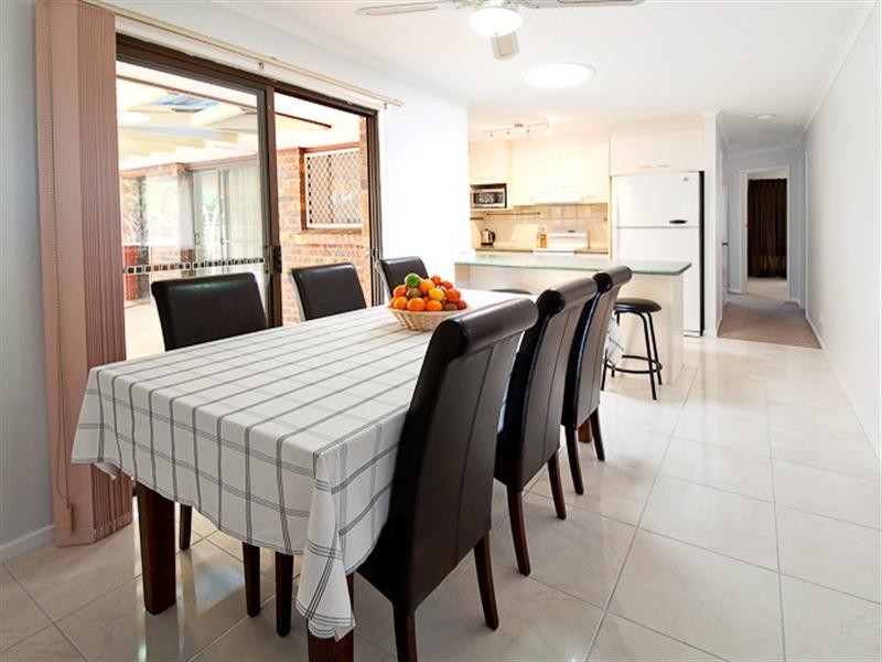 24 Macfarlane Street, Riverhills QLD 4074