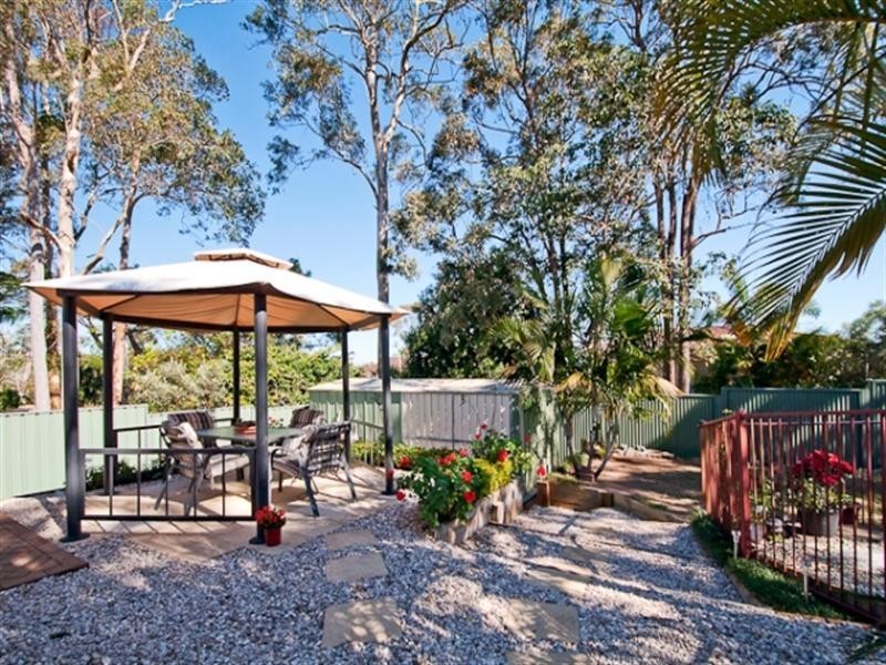 24 Macfarlane Street, Riverhills QLD 4074