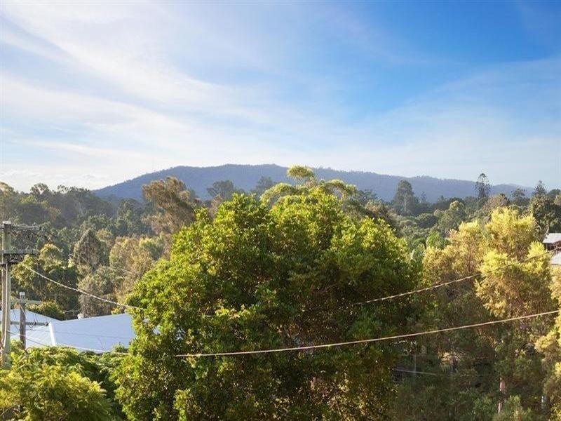66 Robertson Street, Sherwood QLD 4075