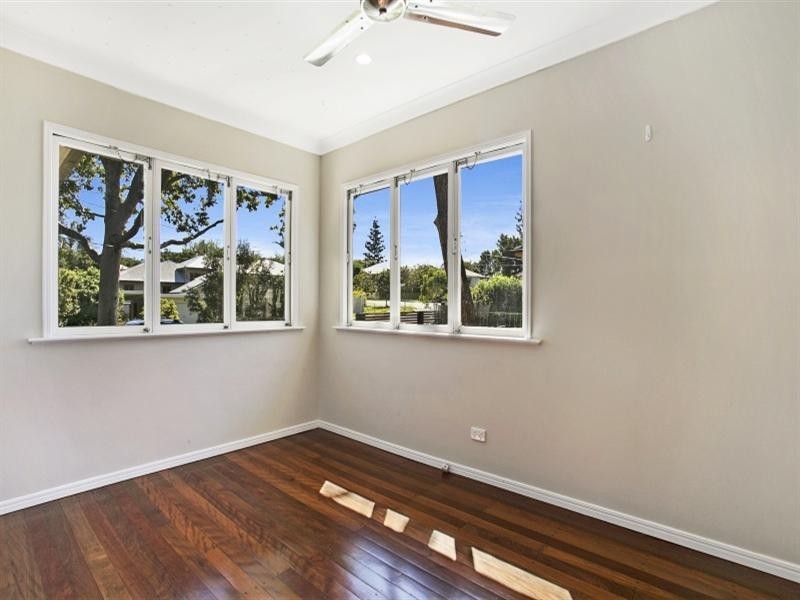 23 Johnstone Street, Sherwood QLD 4075