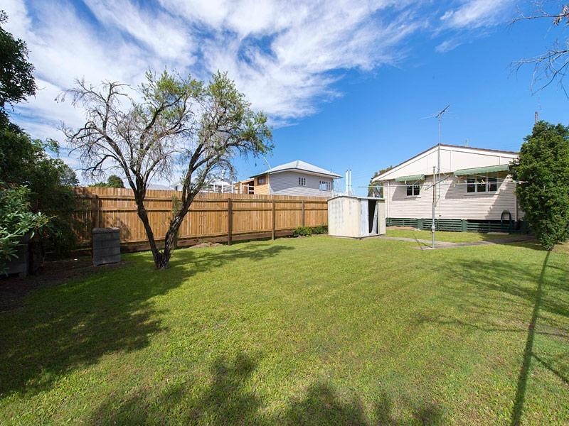 78 Strong Avenue, Graceville QLD 4075