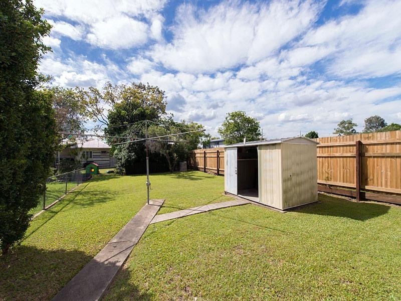 78 Strong Avenue, Graceville QLD 4075