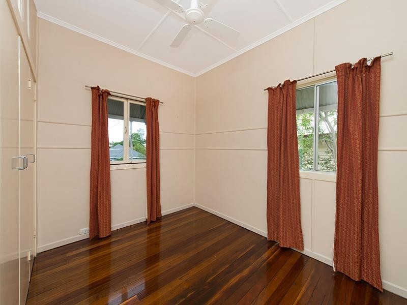 21 Coleman Street, Graceville QLD 4075