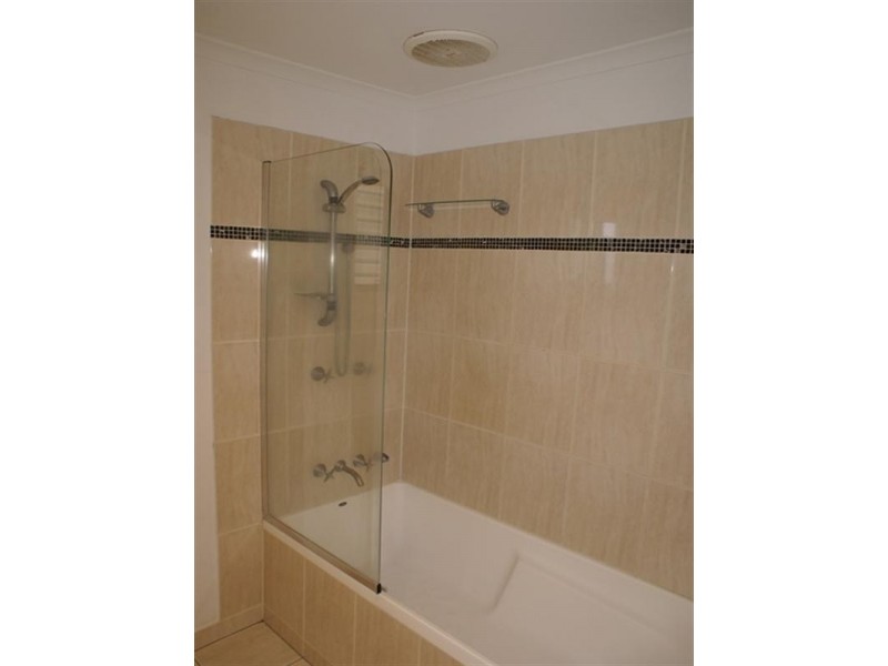 87 Graceville Avenue, Graceville QLD 4075