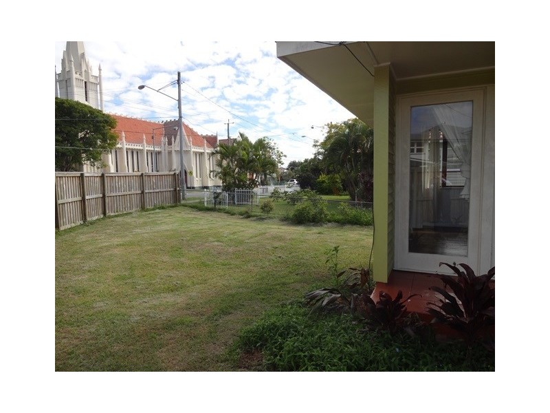 166 Verney Road East, Graceville QLD 4075