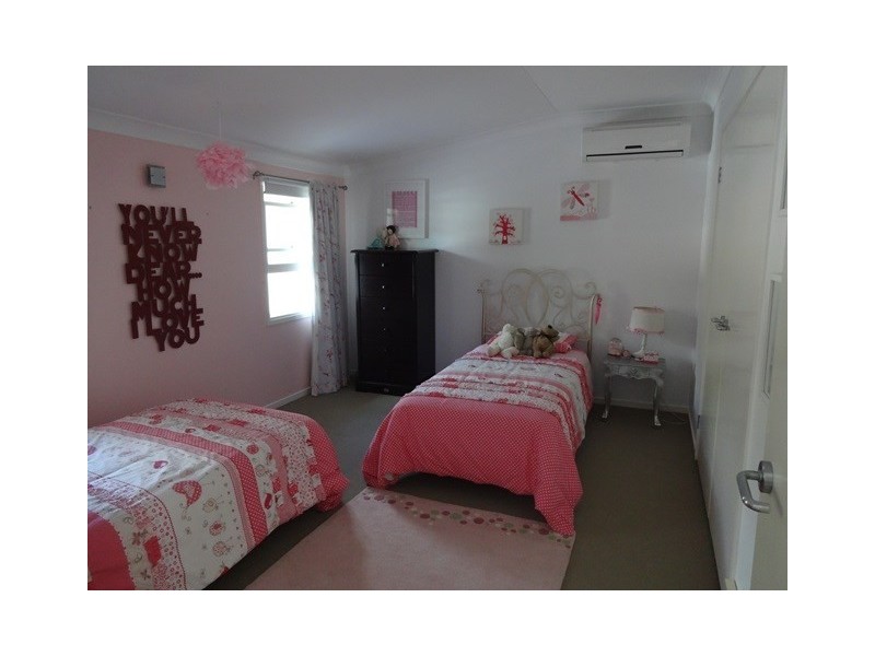 19 Collins Street, Corinda QLD 4075