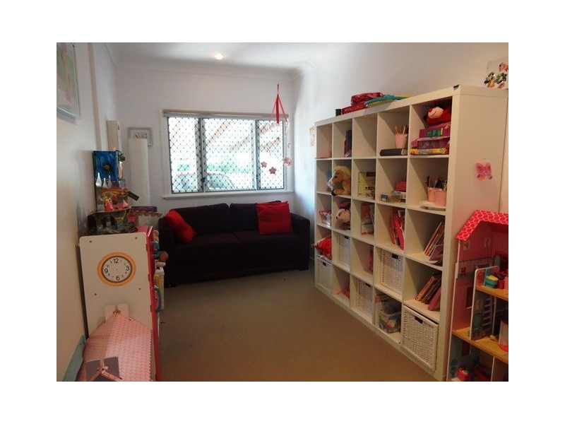 19 Collins Street, Corinda QLD 4075