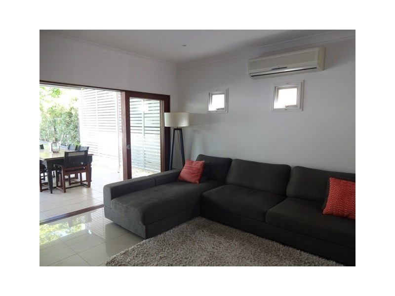 19 Collins Street, Corinda QLD 4075