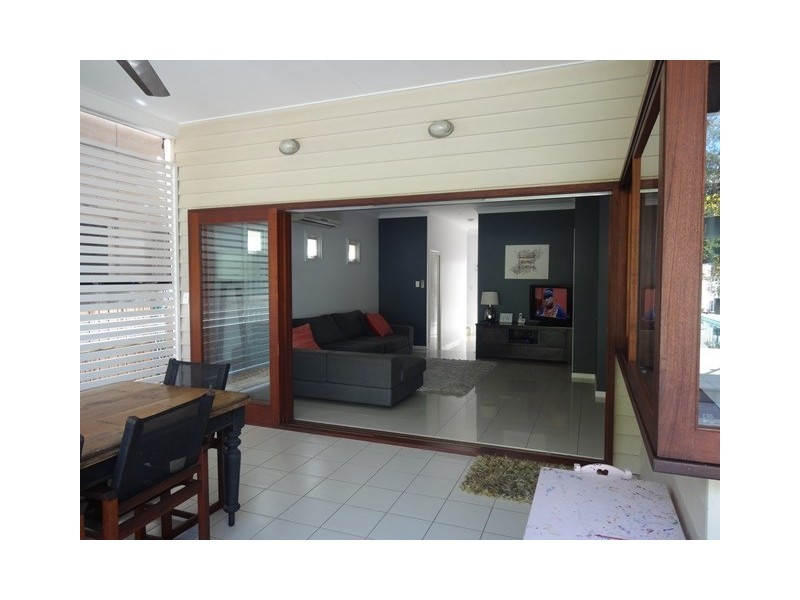 19 Collins Street, Corinda QLD 4075