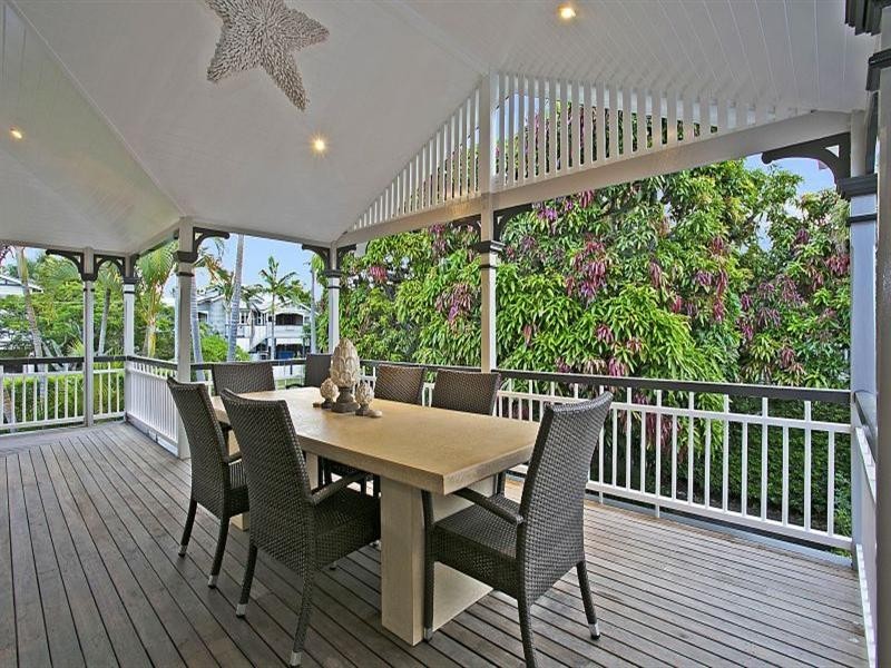 60 Verney Road West, Graceville QLD 4075