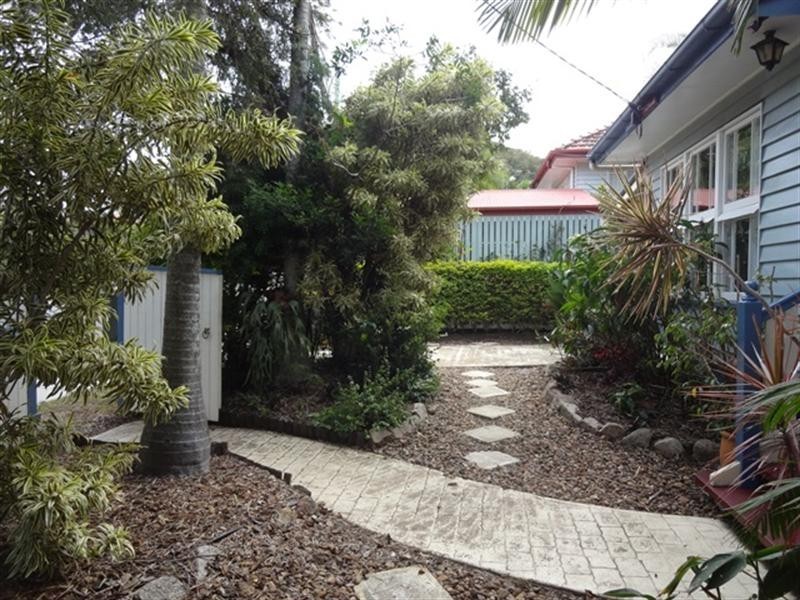 126 Strong Avenue, Graceville QLD 4075