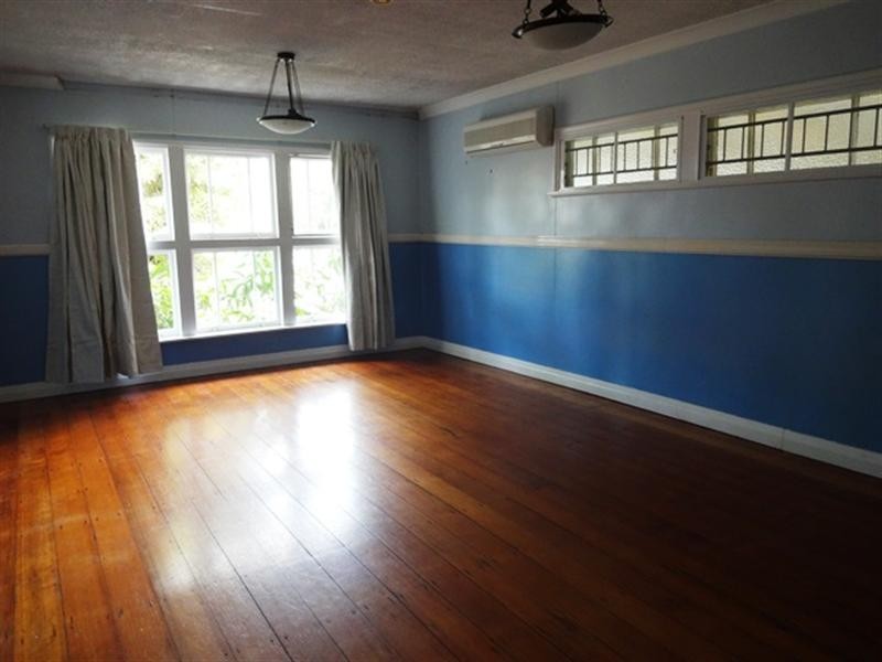 126 Strong Avenue, Graceville QLD 4075