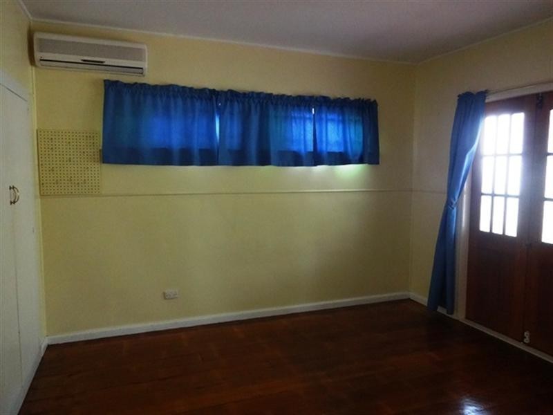 126 Strong Avenue, Graceville QLD 4075