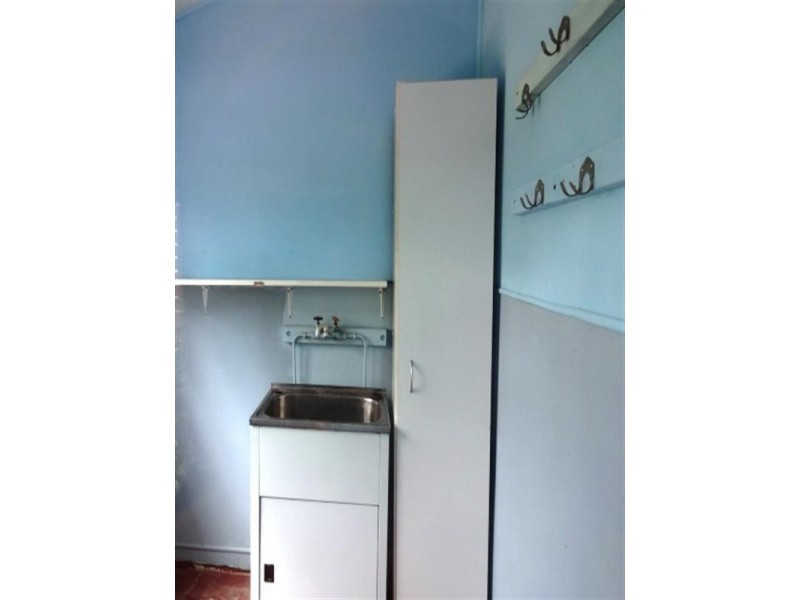 126 Strong Avenue, Graceville QLD 4075