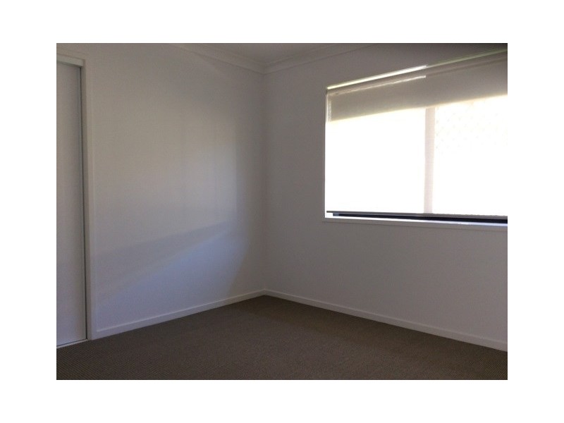 11 Pamphlett Street, Oxley QLD 4075