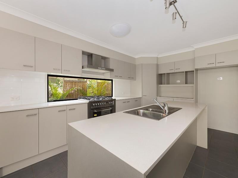 110 Oxley Road, Chelmer QLD 4068