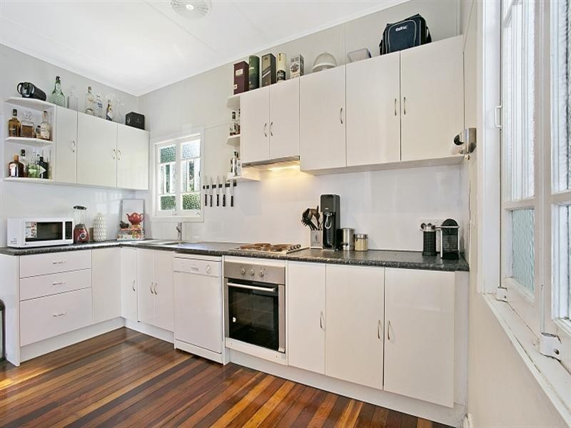 258 Verney Road East, Graceville QLD 4075