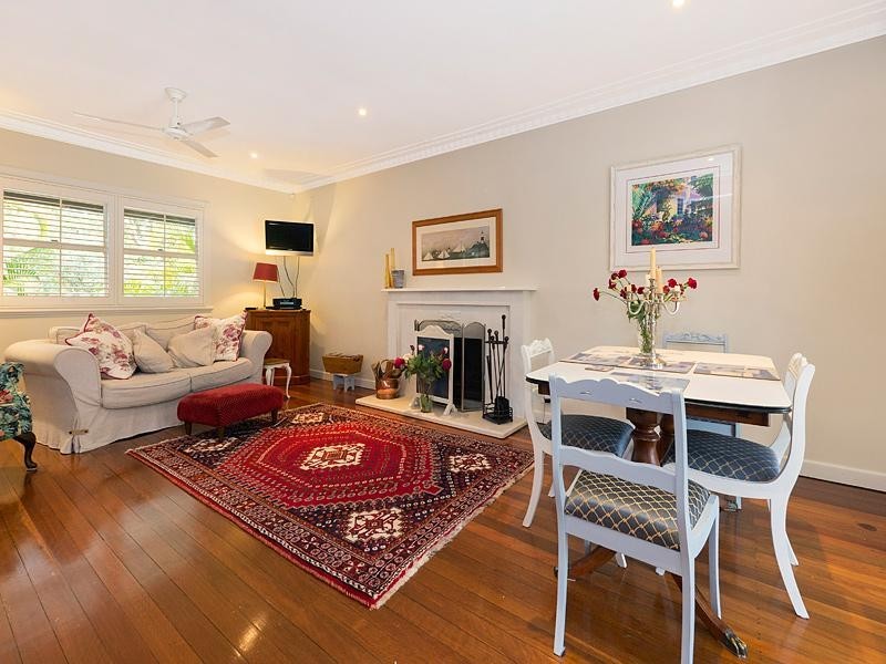 6 Ruskin Street, Taringa QLD 4068