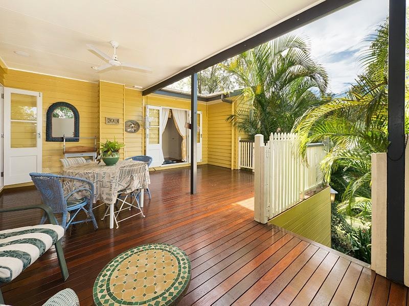 6 Ruskin Street, Taringa QLD 4068