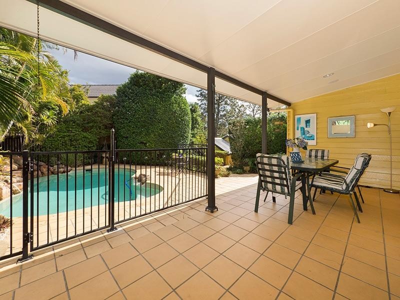6 Ruskin Street, Taringa QLD 4068