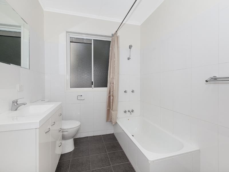 3 Frank Street, Graceville QLD 4075