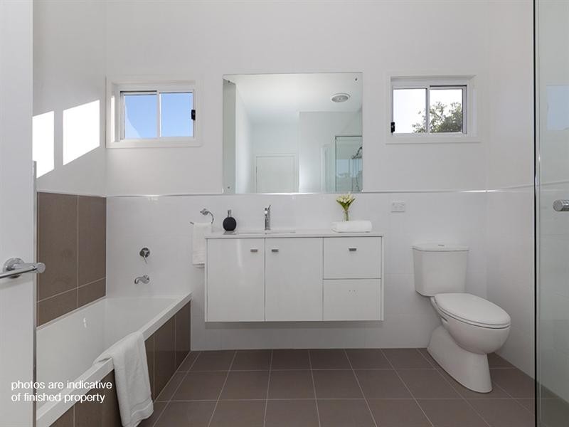 66 Central Avenue, Sherwood QLD 4075